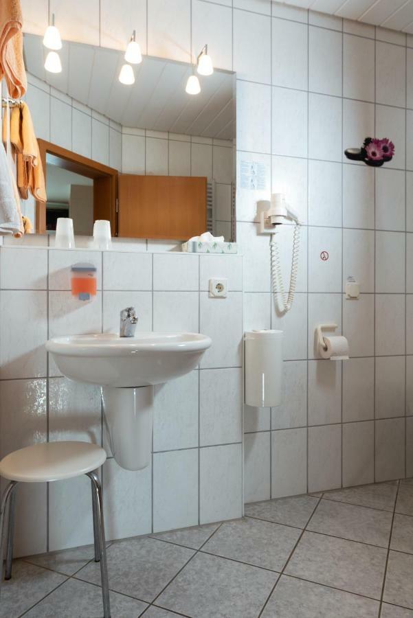 Wirtshaus & Hotel Zur Alten Brauerei Zapf Uettingen Kültér fotó